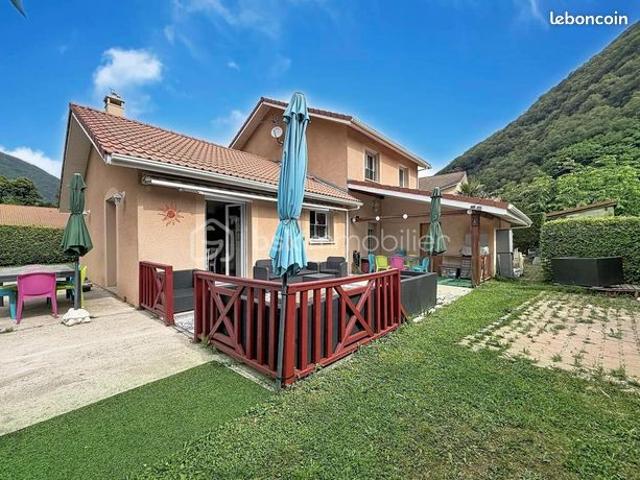 Maison 5 pièces 130 m²