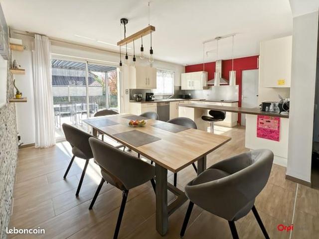 Maison 5 pièces 130 m²