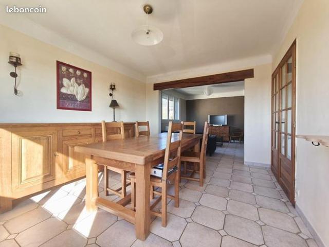 Maison 5 pièces 130 m²