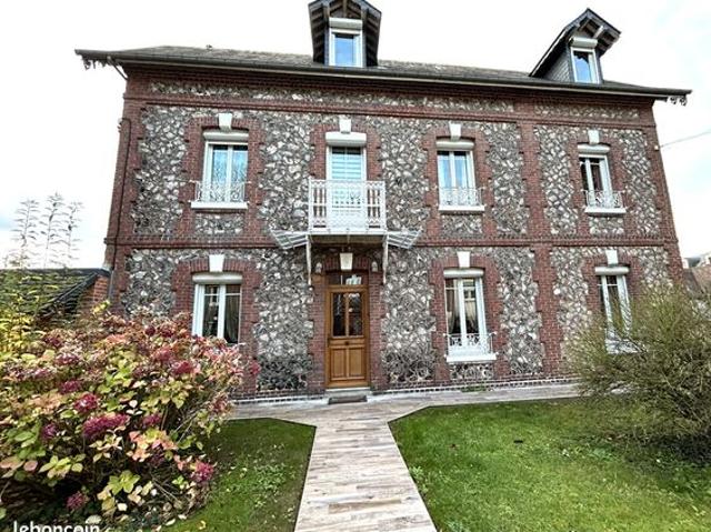 Maison 5 pièces 130 m²