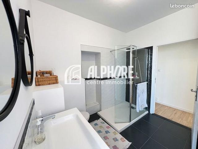 Maison 5 pièces 130 m²