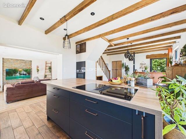 Maison 5 pièces 130 m²