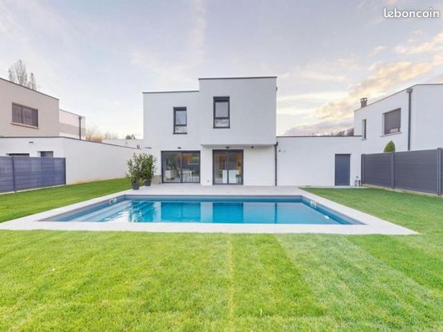 Maison 5 pièces 130 m²