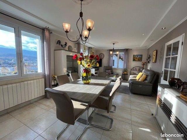 Maison 5 pièces 130 m²