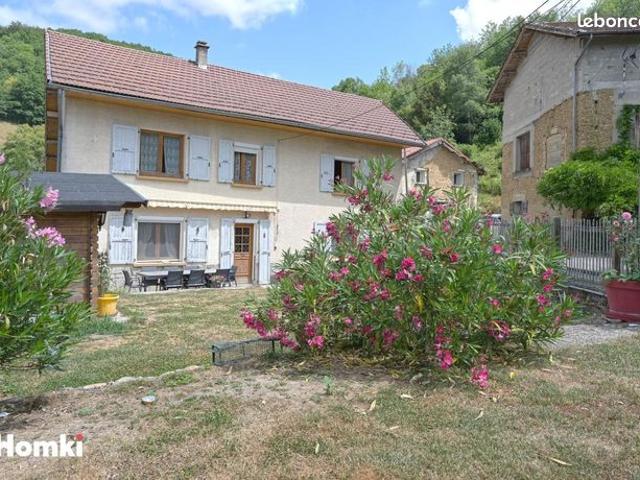 Maison 5 pièces 130 m²