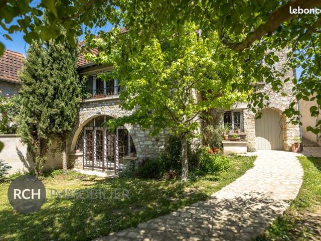 Maison 5 pièces 130 m²