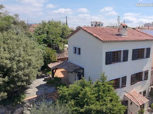 Maison 5 pièces 130 m²