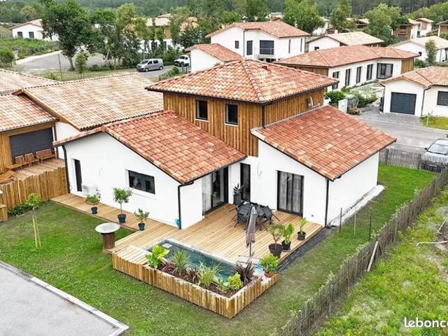 Maison 5 pièces 130 m²