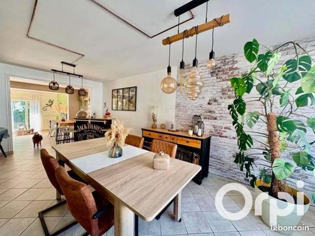 Maison 5 pièces 130 m²