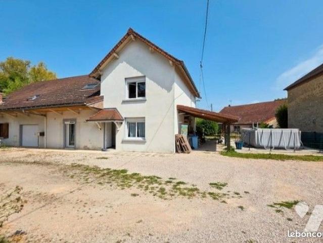 Maison 5 pièces 130 m²