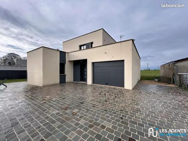 Maison 5 pièces 130 m²