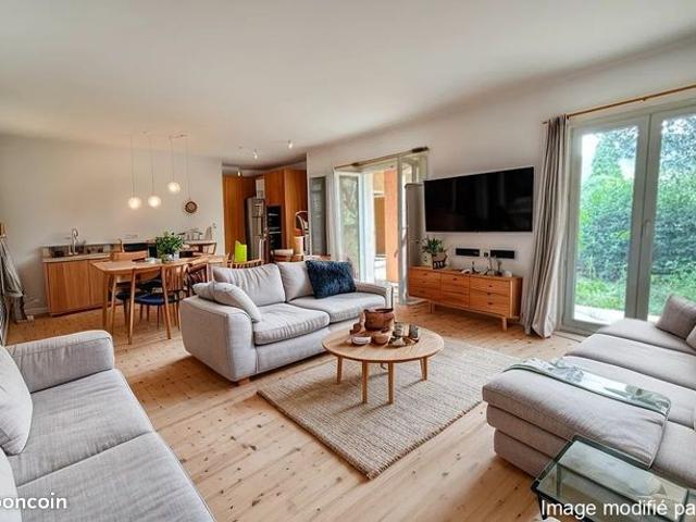 Maison 5 pièces 130 m²