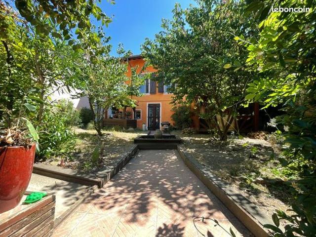 Maison 5 pièces 130 m²
