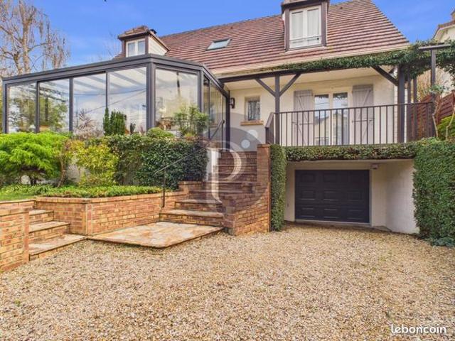 Maison 5 pièces 130 m²