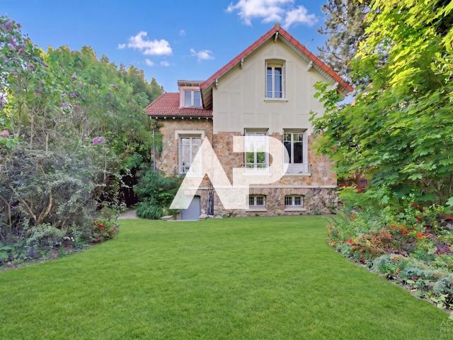Maison 5 pièces 130 m²
