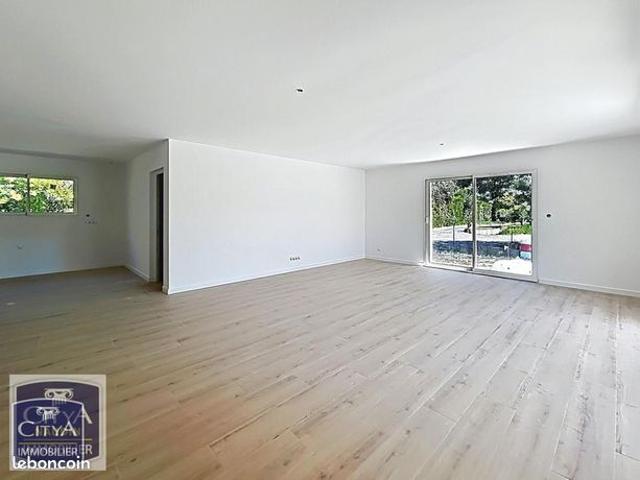Maison 5 pièces 130 m²