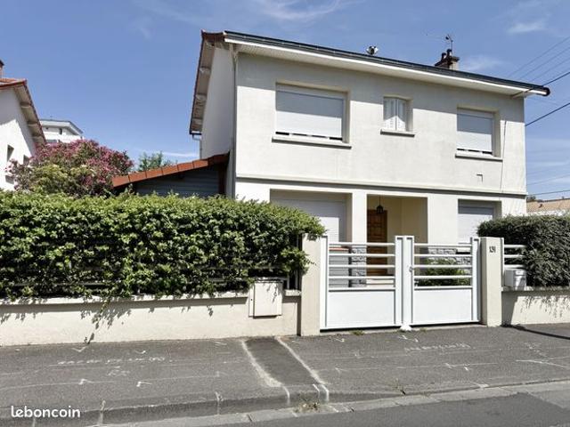 Maison 5 pièces 130 m²