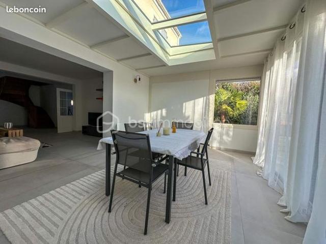 Maison 5 pièces 130 m²