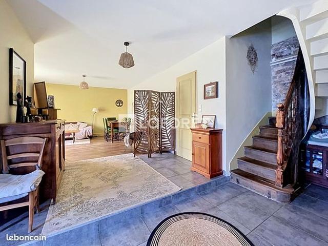 Maison 5 pièces 130 m²