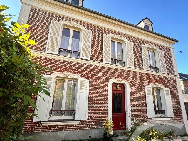 Maison 5 pièces 130 m²