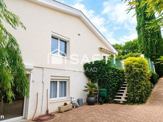 Maison 5 pièces 130 m²