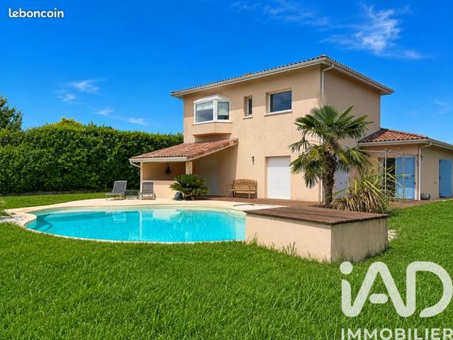 Maison 5 pièces 130 m²