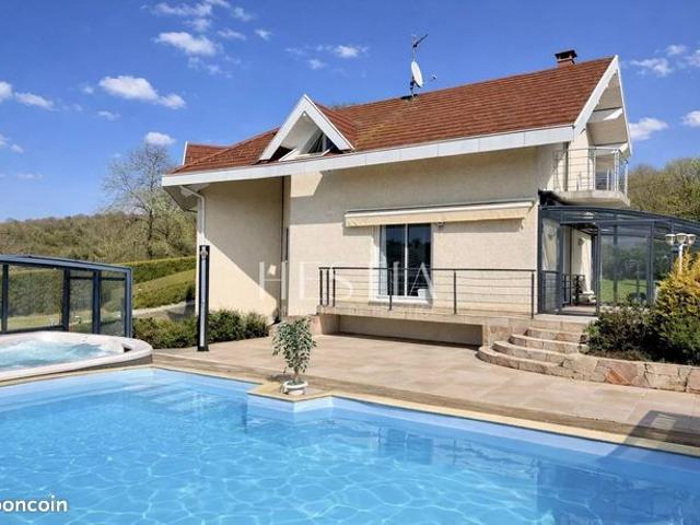 Maison 5 pièces 130 m²