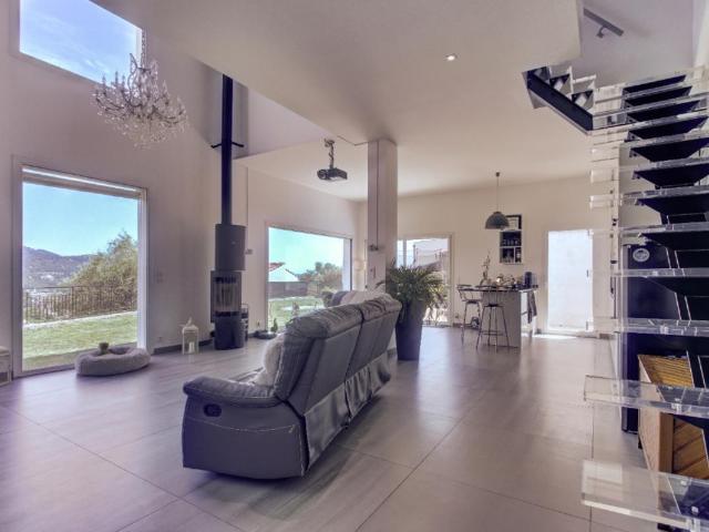 Maison 5 pièces 130 m²