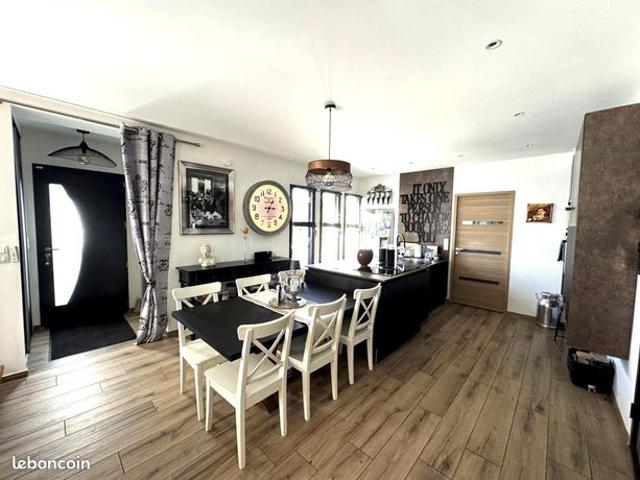 Maison 5 pièces 130 m²