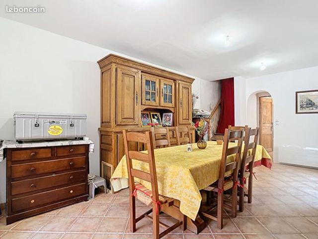 Maison 5 pièces 130 m²