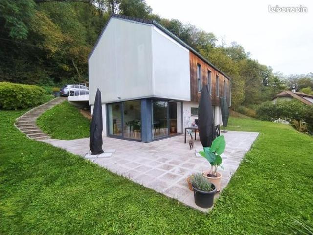Maison 5 pièces 130 m²