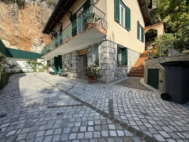 Maison 5 pièces 130 m²