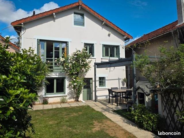 Maison 5 pièces 130 m²