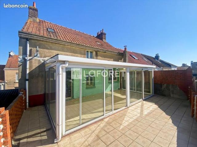 Maison 5 pièces 130 m²