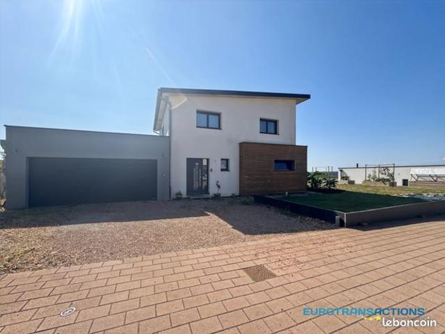 Maison 5 pièces 130 m²