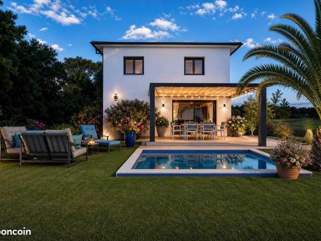 Maison 5 pièces 98m2 sur un terrain de 500m2 à TUTEGNY