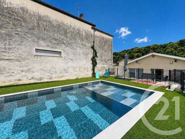 Maison 5 pièces 131 m²