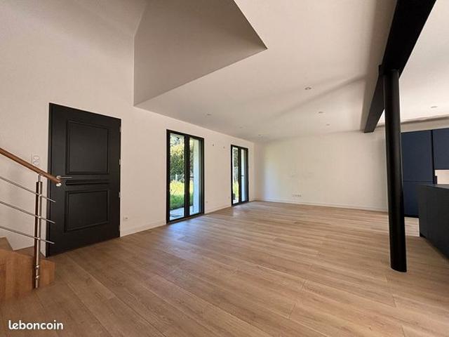 Maison 5 pièces 131 m²