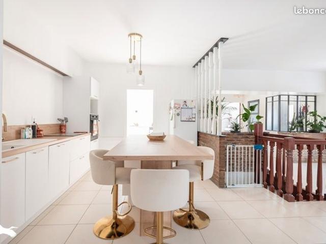 Maison 5 pièces 131 m²