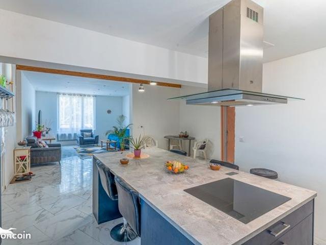 Maison 5 pièces 131 m²