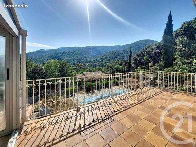 Maison 5 pièces 131 m²