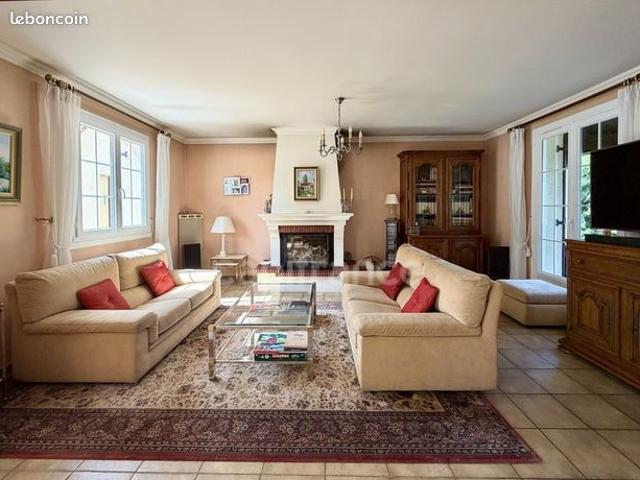 Maison 5 pièces 131 m²
