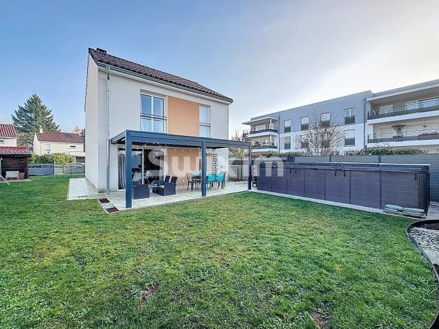 Maison 5 pièces 131 m²