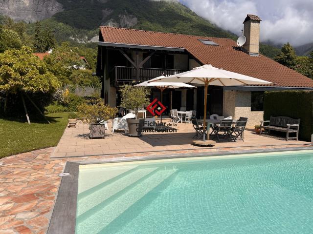 Maison 5 pièces 131 m²