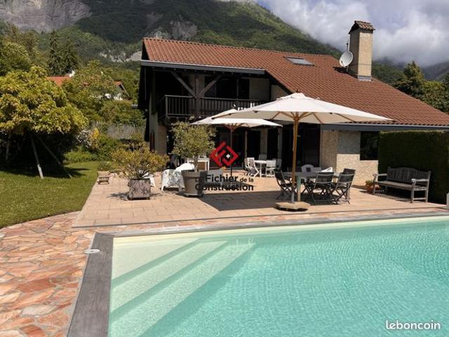 Maison 5 pièces 131 m²