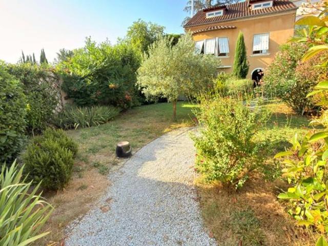 Maison 5 pièces / 132 m² / 329 000 EUR / ALBI