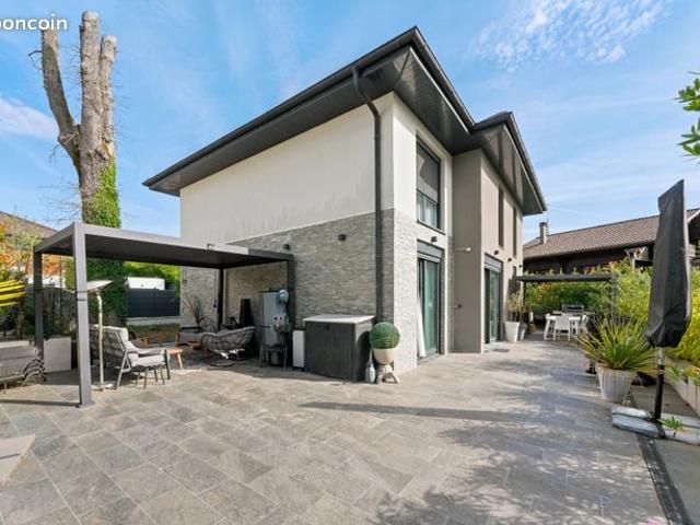 Maison 5 pièces 132 m²