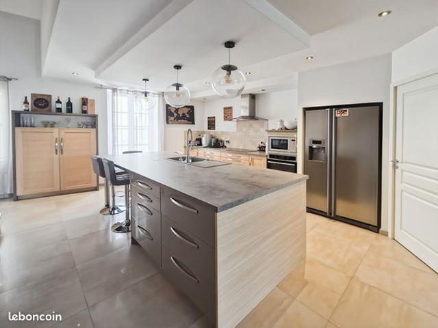 Maison 5 pièces 132 m²