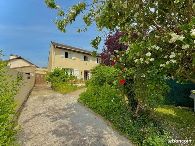 Maison 5 pièces 132 m²