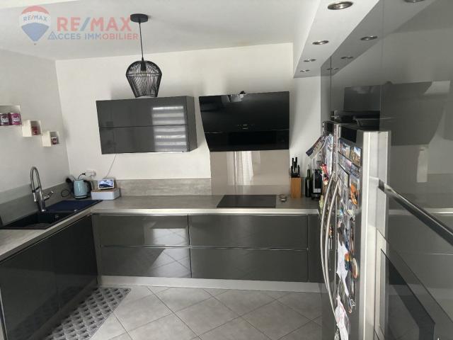 Maison 5 pièces, 132 m² à louer à Trèbes 11800